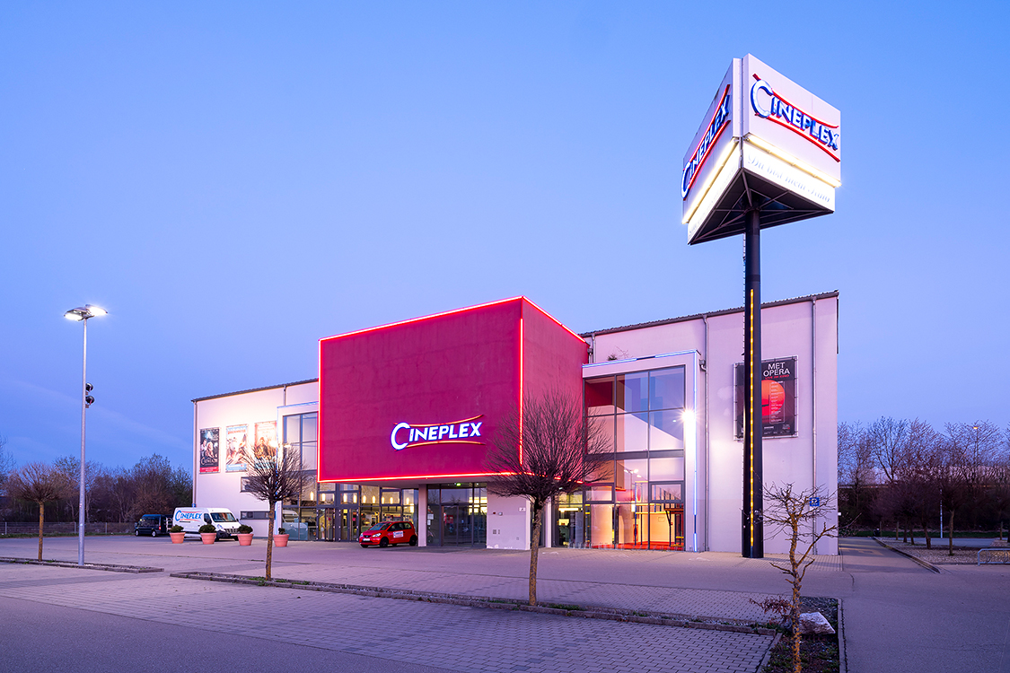 Architektur und Interieur Fotografie - Cineplex - Kino - Stefan Mayr - Fotograf Augsburg
